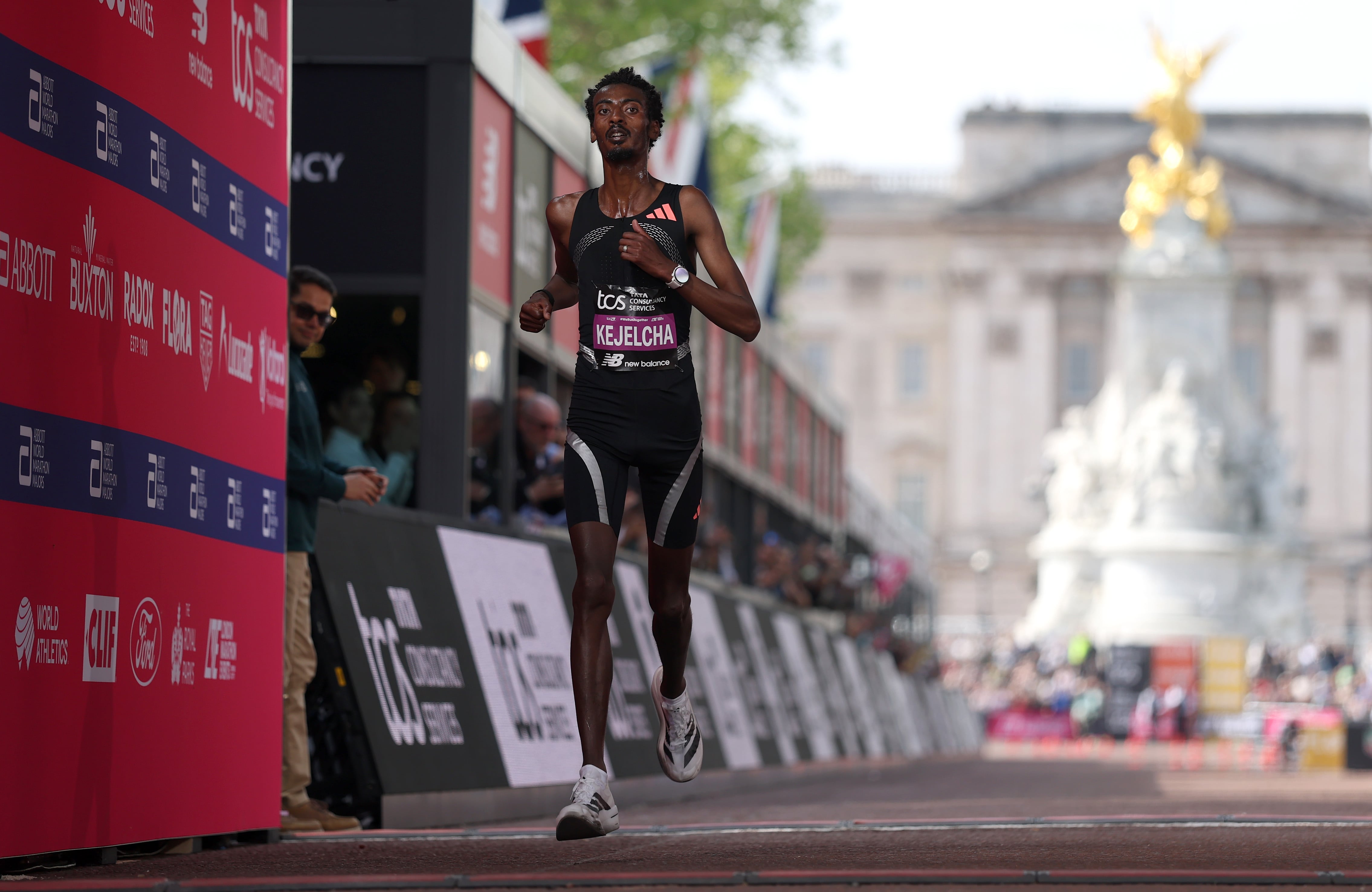 Yomif Kejelcha, el atleta que hizo historia y al que nadie recordará