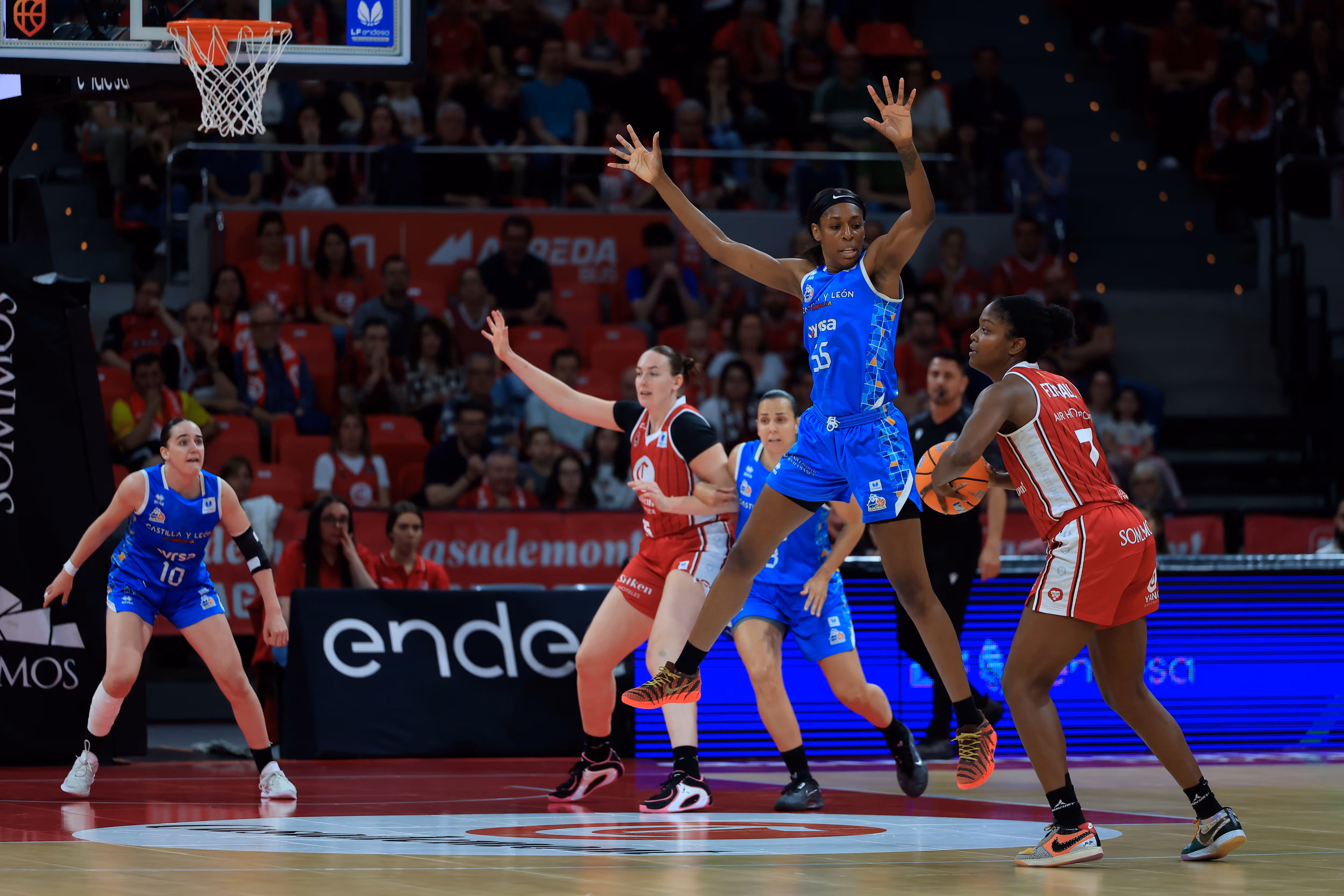 El Casademont Zaragoza, primer finalista de la Liga Femenina