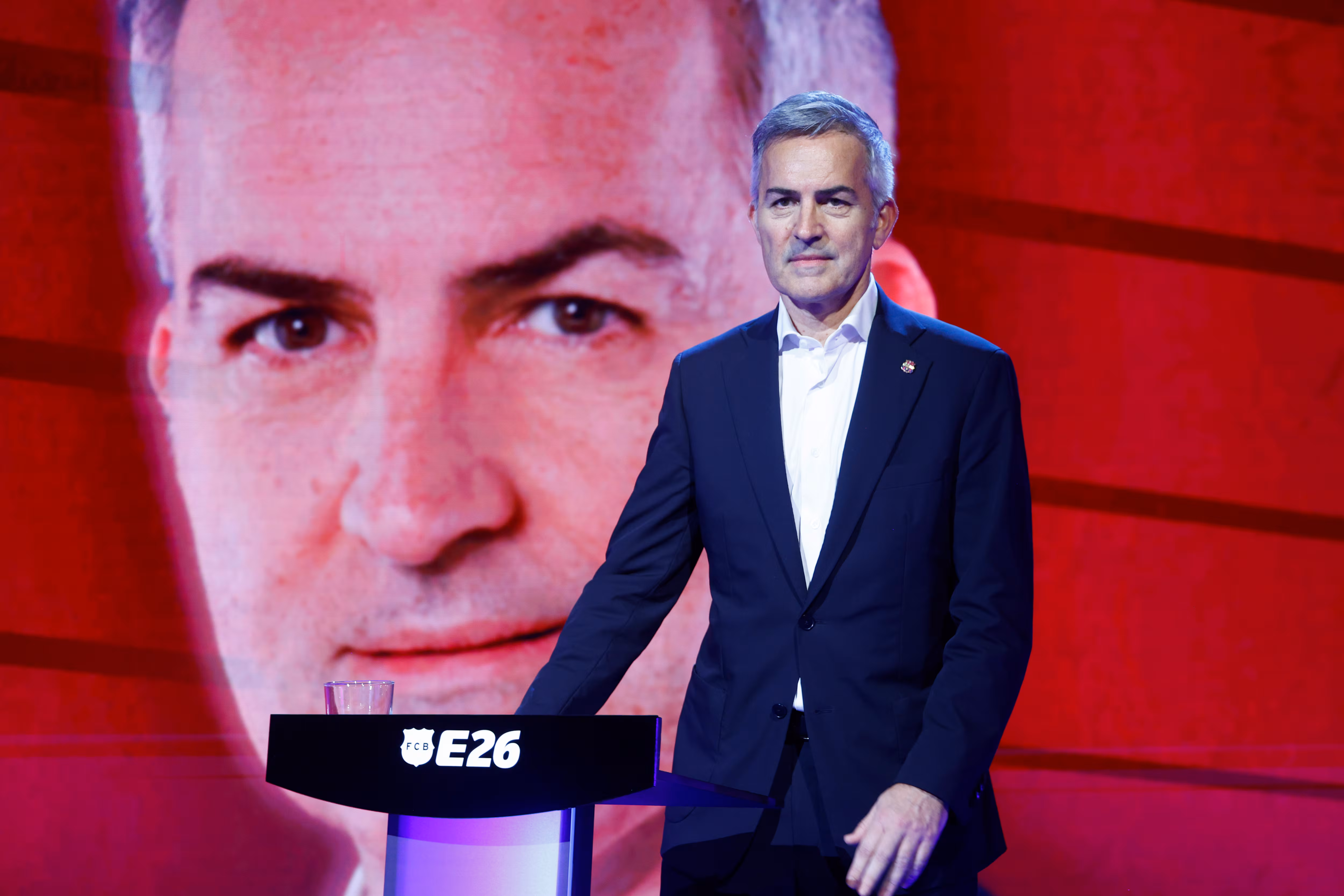 Víctor Font, el tozudo que insiste en unir al barcelonismo 