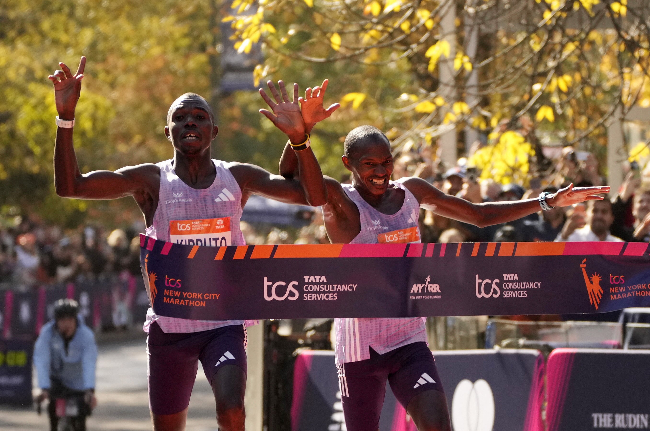 Hellen Obiri y Benson Kipruto se imponen en el maratón de Nueva York en la despedida de Eliud Kipchoge