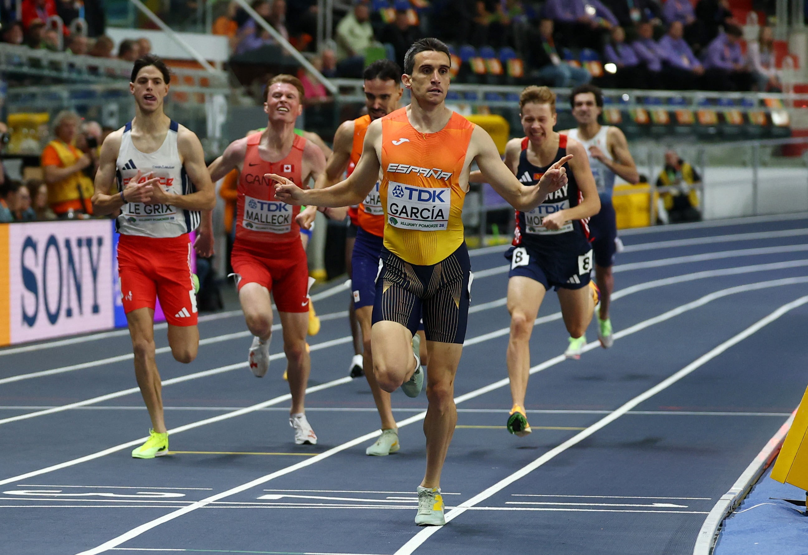 El atletismo español brilla feliz en los Mundiales en pista cubierta