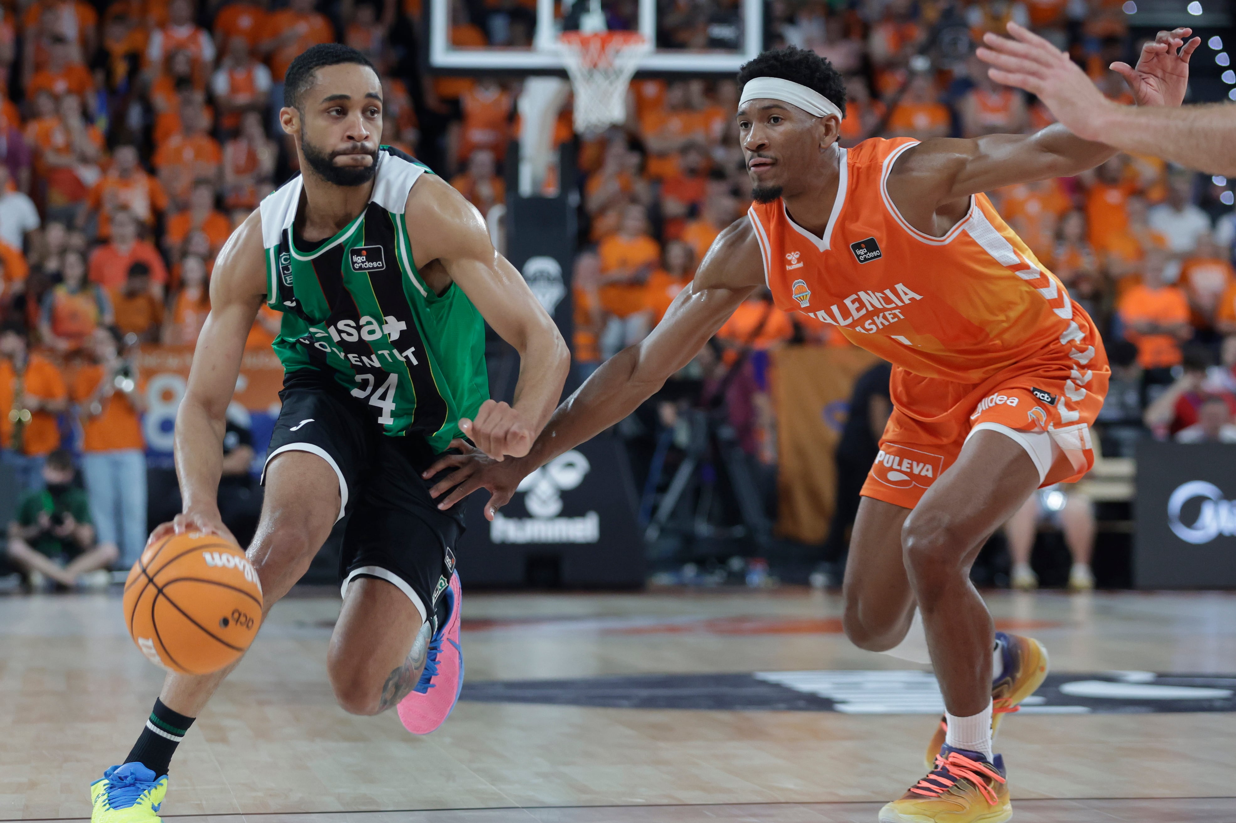 El Valencia Basket gana al Joventut en un partidazo (118-117)