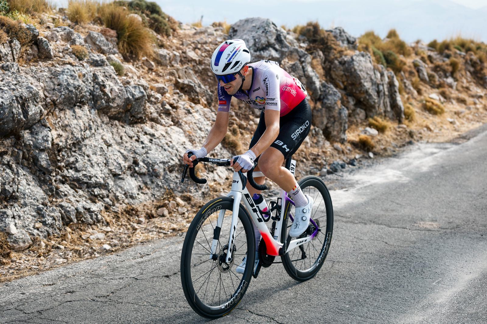 Sinuhé Fernández, el ciclista a la fuga