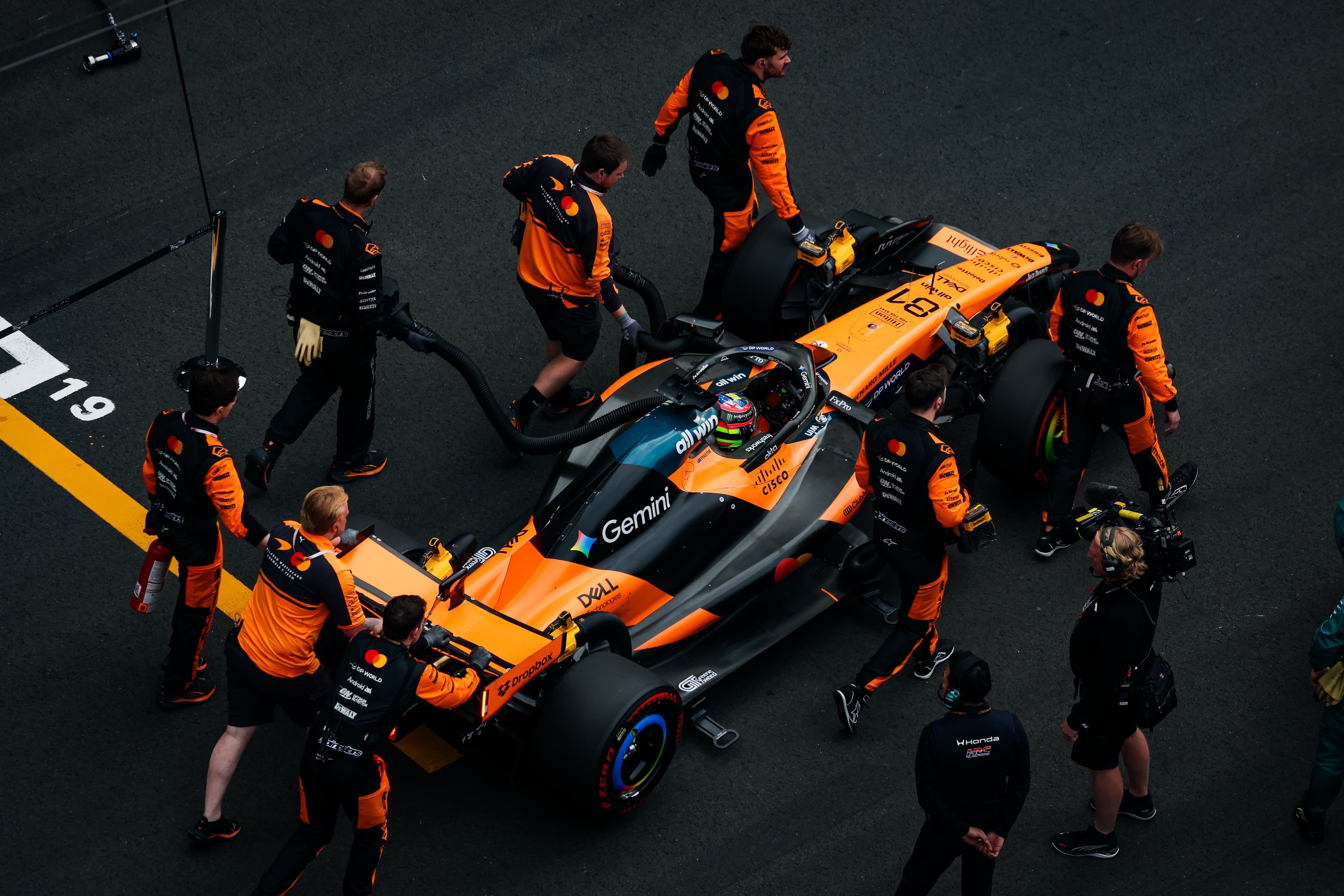 El gran apagón de McLaren: de campeón a ni siquiera tomar la salida