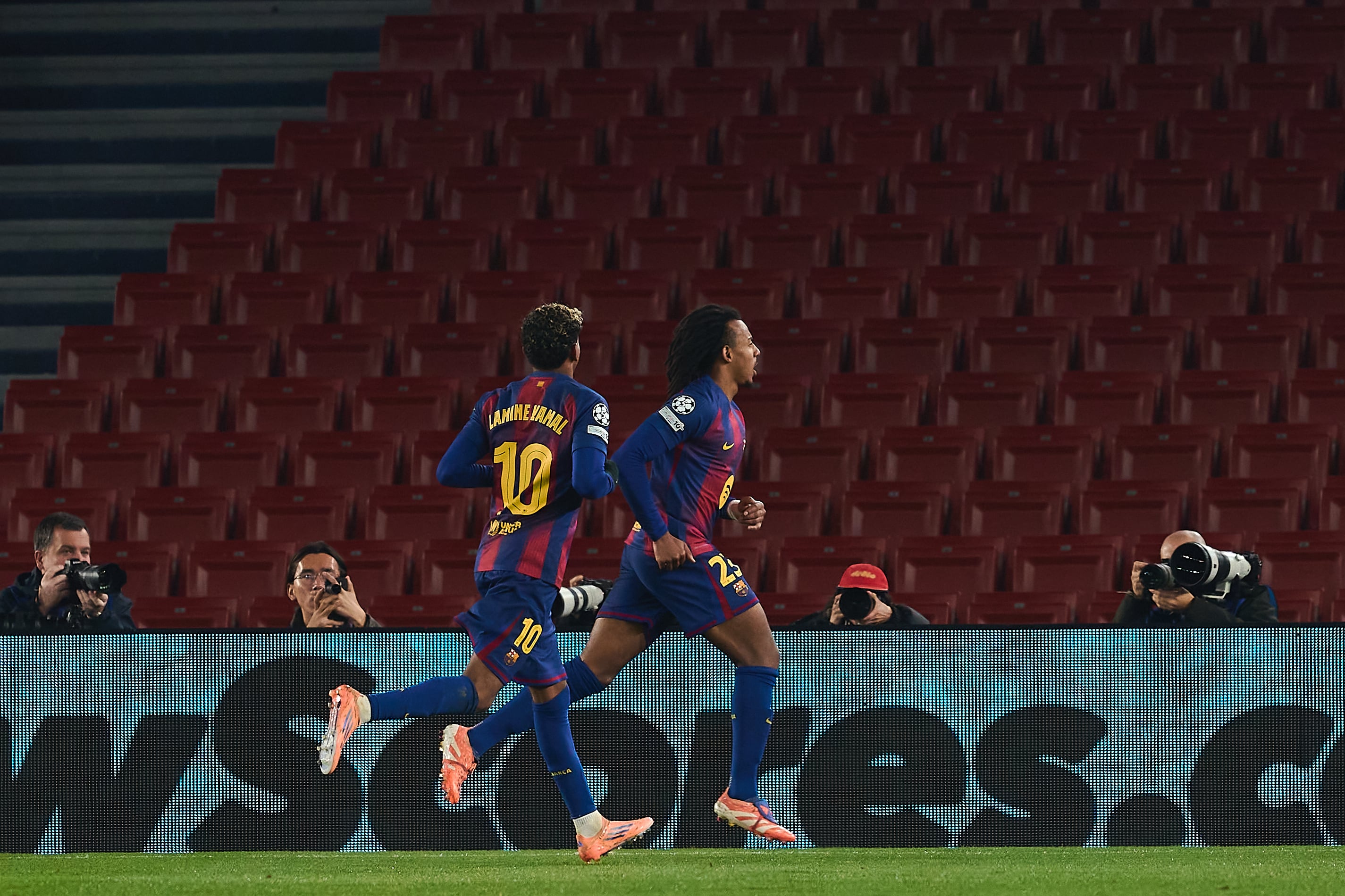 Jules Koundé, el héroe inesperado en la cuarta remontada consecutiva del Barcelona