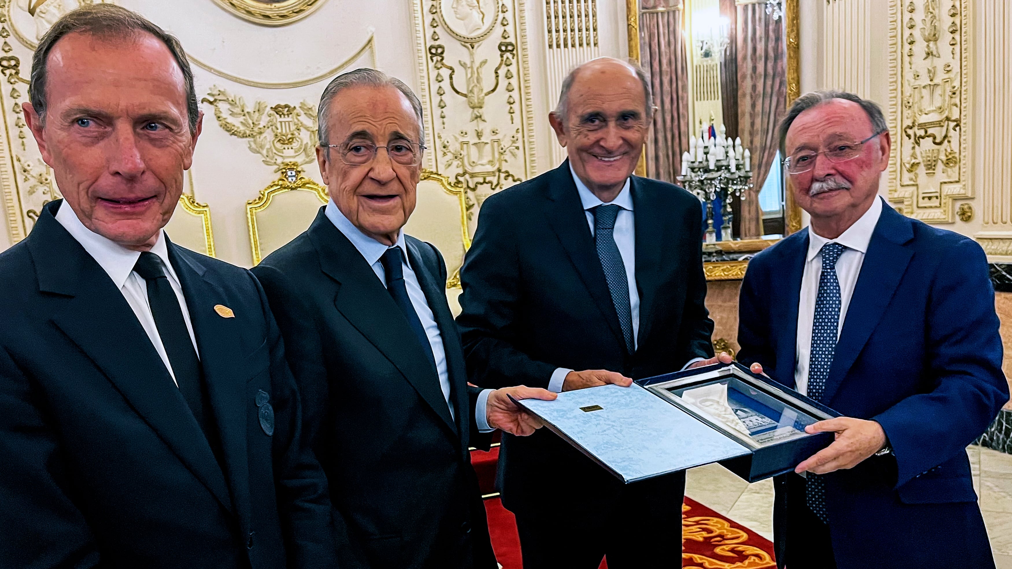 Florentino Pérez, en su visita de apoyo a Ceuta: “Esperamos que la ciudad recupere la normalidad lo antes posible”