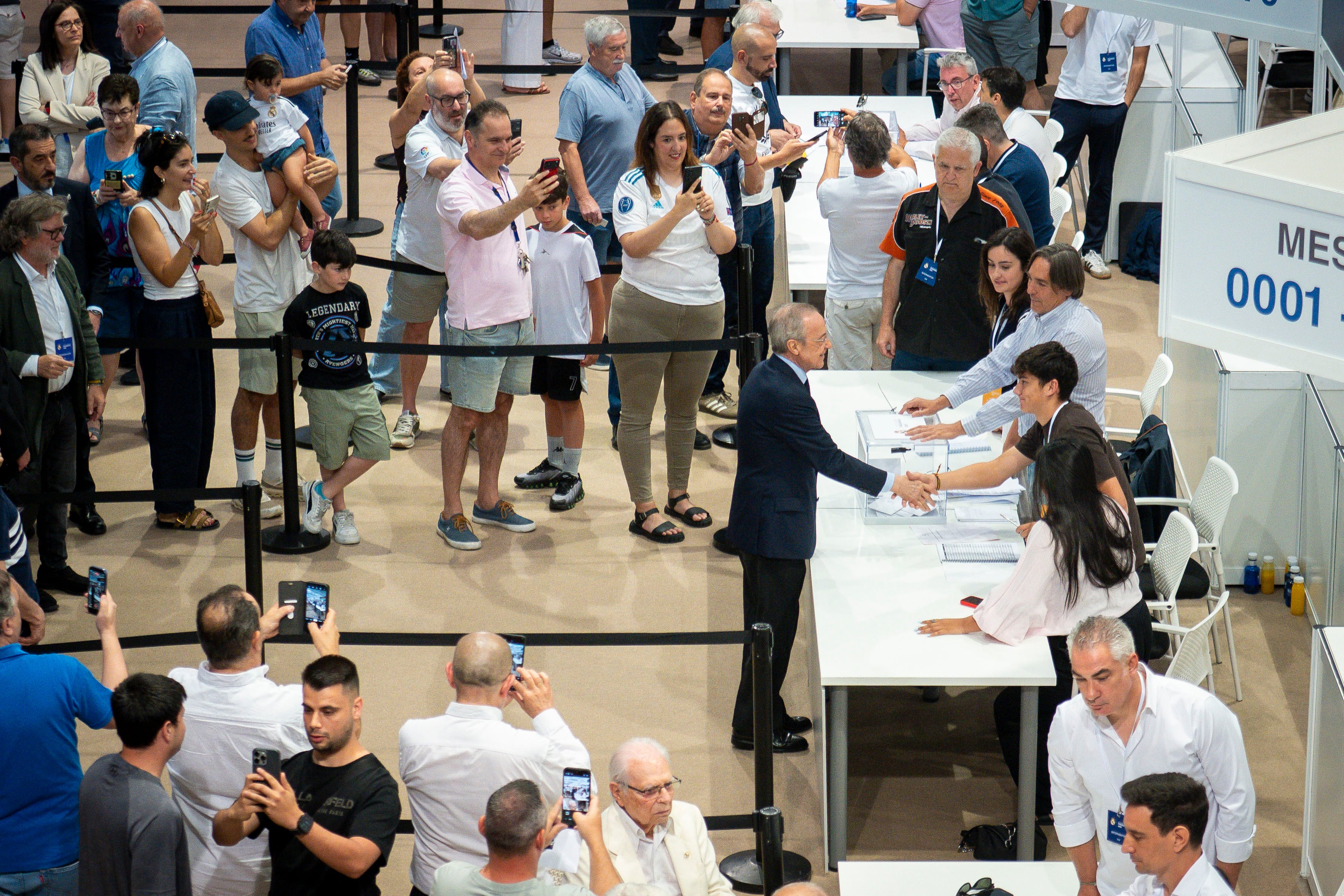 Enrique Riquelme impugnó 1.000 votos por correo, de los que 400 fueron anulados, en favor de Florentino Pérez