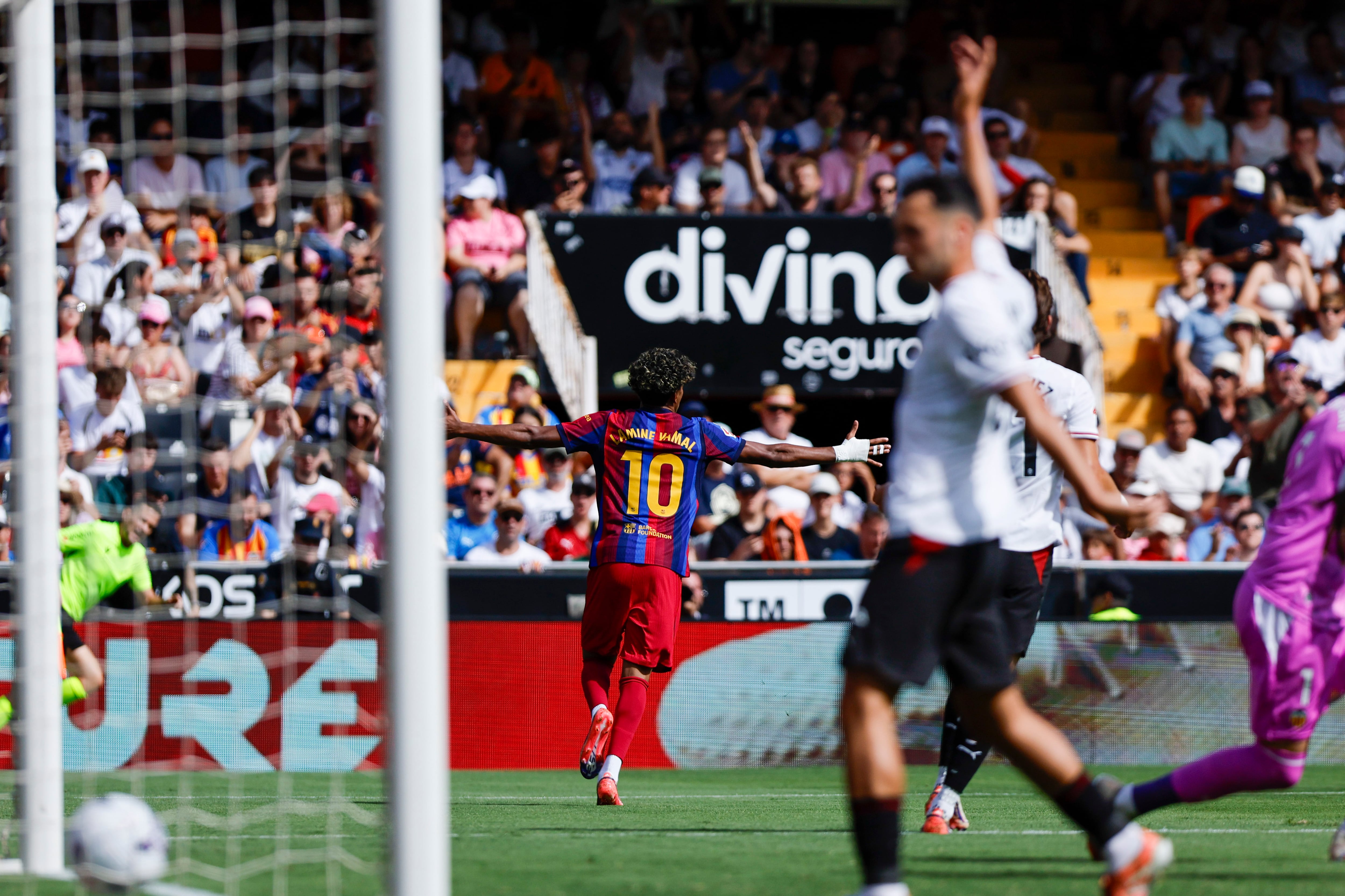 Así te hemos contado la goleada del Barcelona al Valencia en la Liga