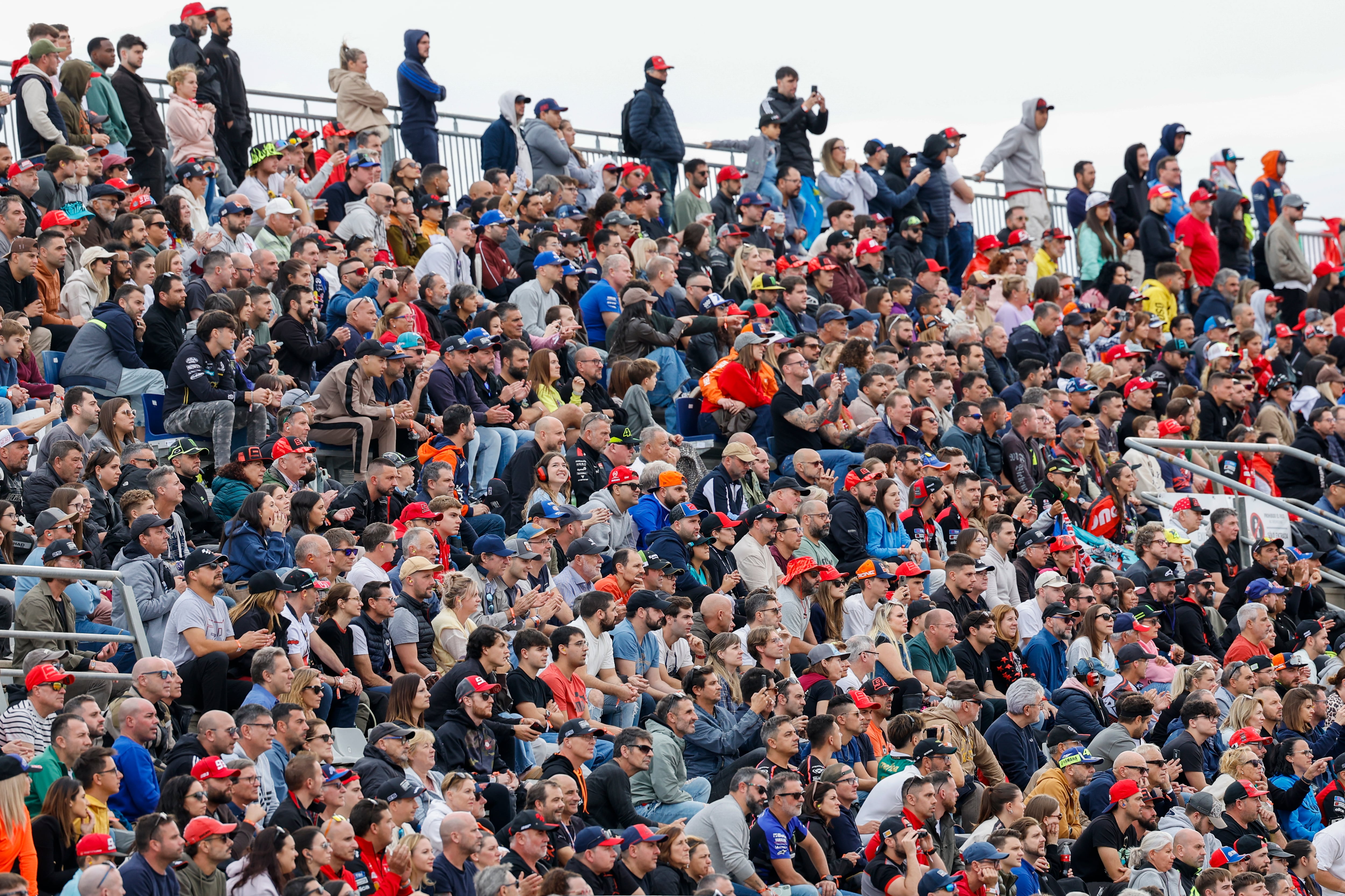 Un año después de la dana, MotoGP y Valencia vuelven a disfrutar juntos