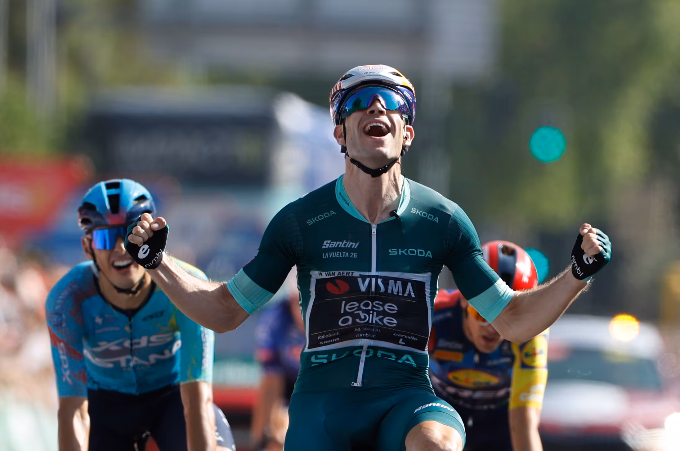 Van Aert, imperial, repite éxito en la Vuelta a España